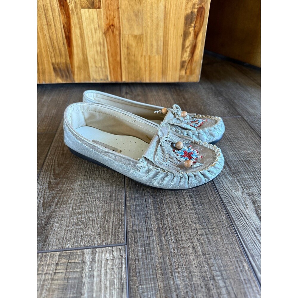 Vintage Comfort Ease Silver Leather Moccasins Sz. 7.5